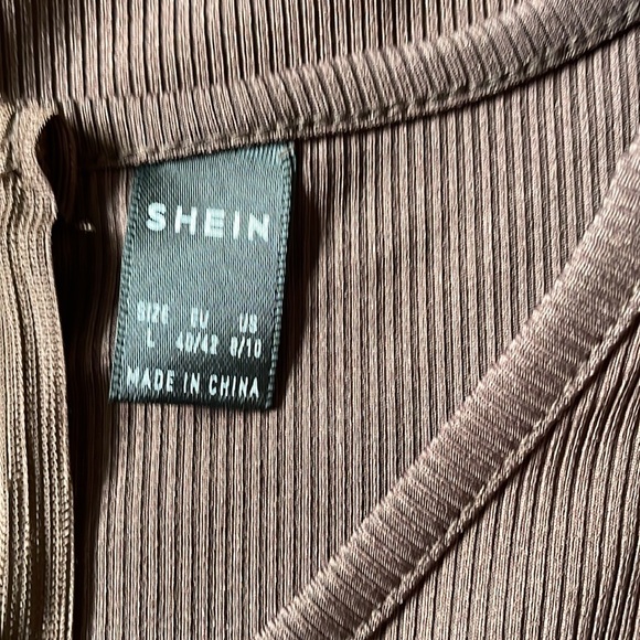 SHEIN JUMPSUIT WIDE LEG BOTTOMS - Picture 4 of 6